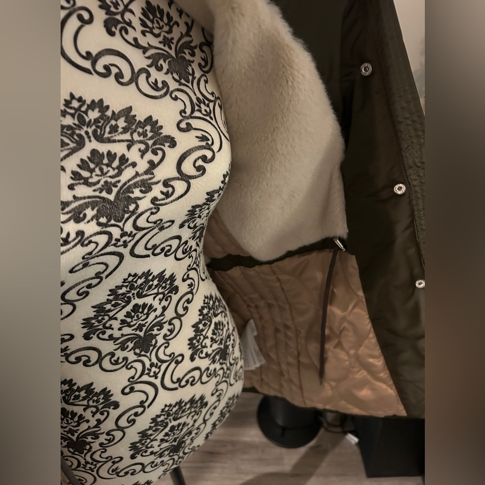 Olive Green Women's Parka Jacket - Picture 6 of 12